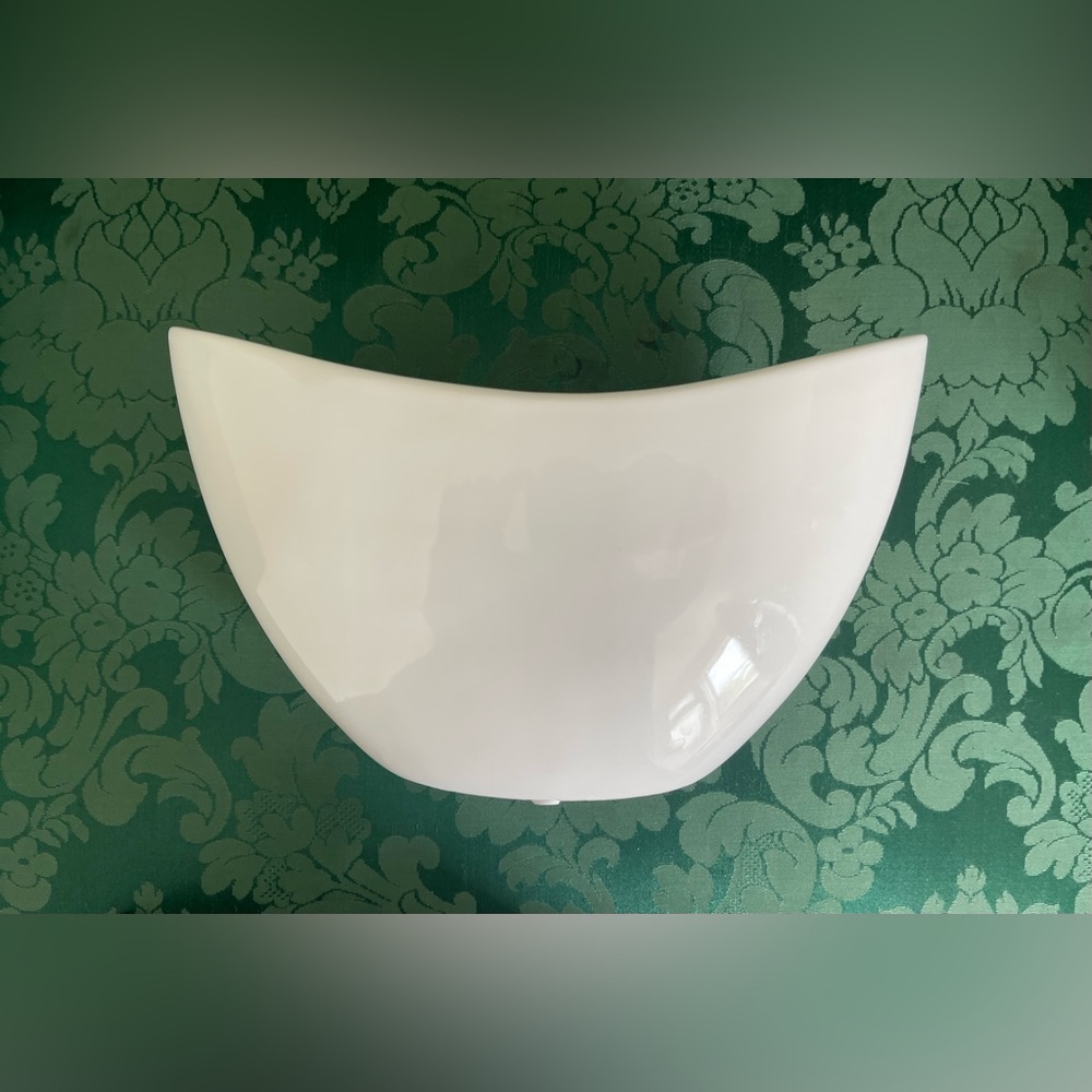 UNBRANDED CERAMIC WHITE ASYMETRICAL DECORATIVE VASE OR OBLONG BOWL-VERSATILE!